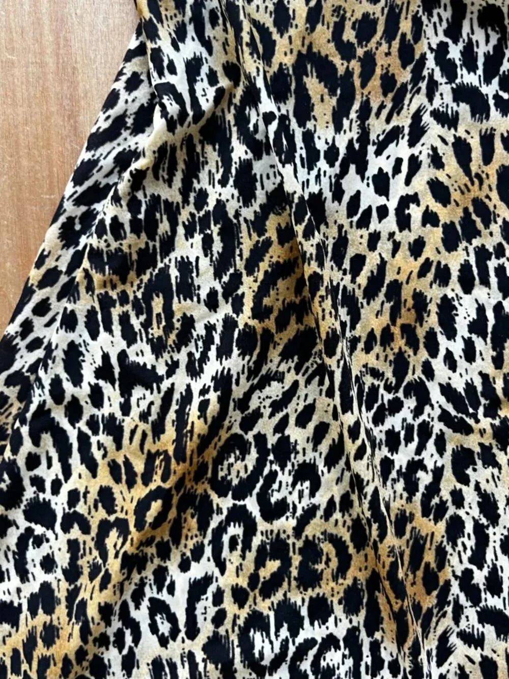 VICTORIA’S SECRET CHEETAH PRINT SILVER TAB PADDED SLIP Women’s sz 34B Black Lace